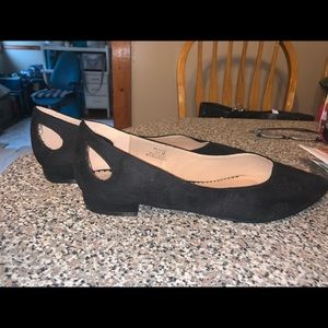 Black boutique shoes